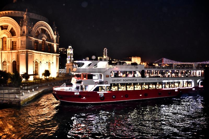 Orient House Bosphorus Dinner Cruise in Istanbul