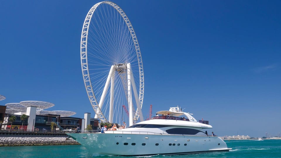 1 Hour Dubai Marina Yacht Tour