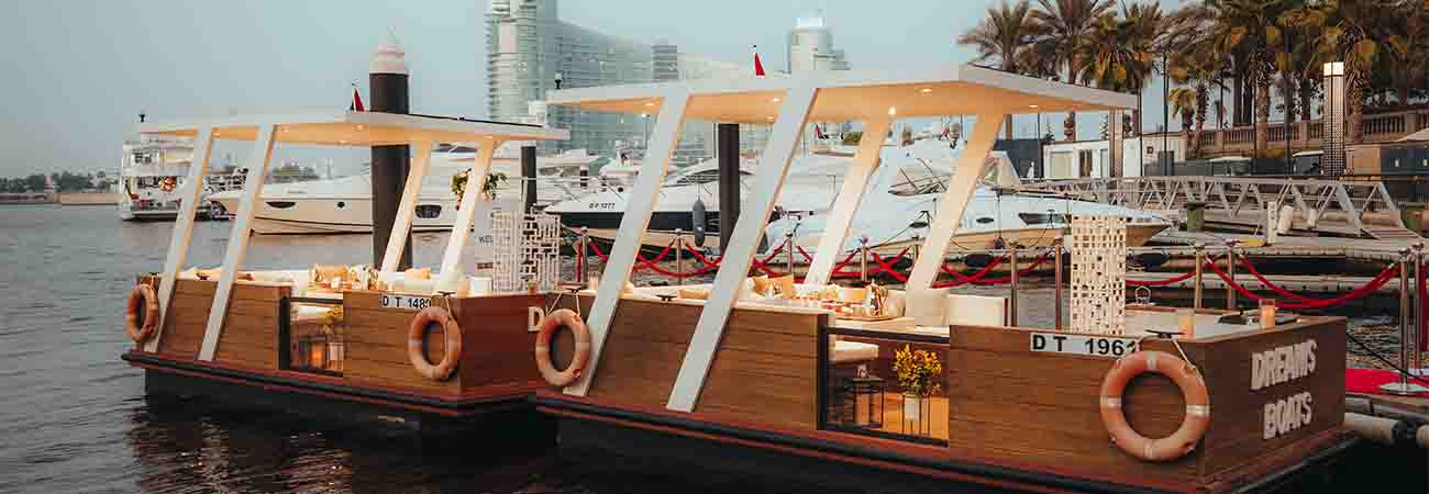 Dream Boats Floating Cafe